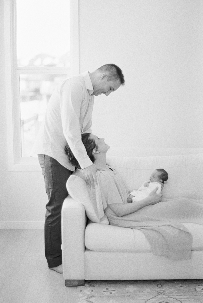 Edmonton Newborn Photography black and white image of mom, dad and baby